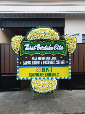 Papan Bunga Duka di Tano Tombangan Angkola